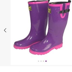 🆕 Buffy Rain Boots.